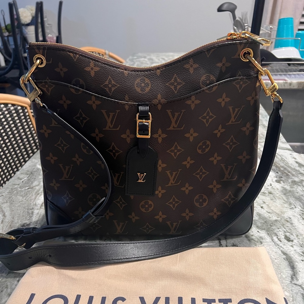 Louis Vuitton Odeon MM Monogram Black leather